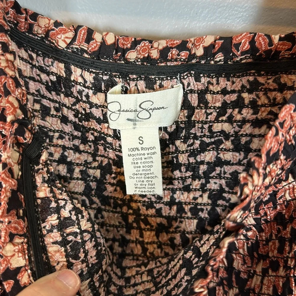 Jessica Simpson Kentucky Derby Floral Smocked Dress Size Small NWT - Picture 3 of 7